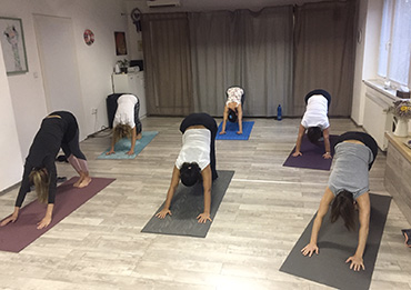 joga_la_manita.jpg